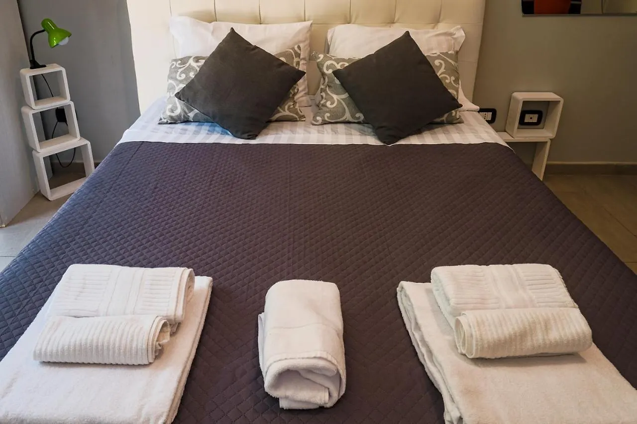Nyaraló Palmi Apartments Róma Olaszország